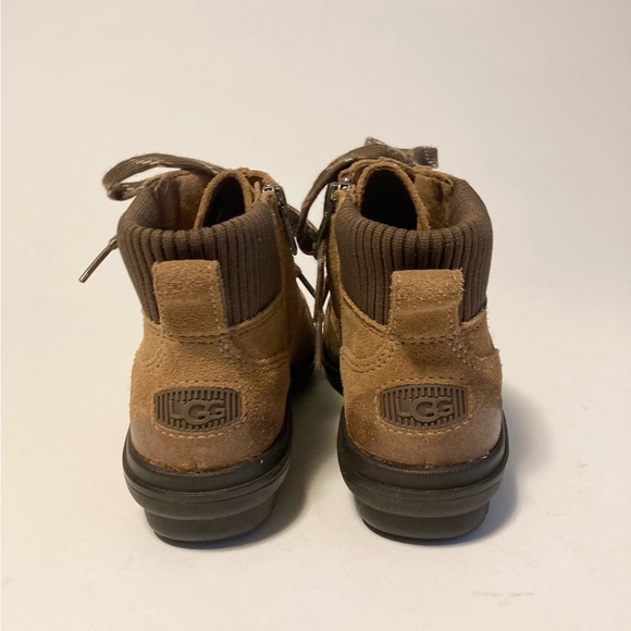 UGG Tan Suede Waterproof Leather Rubber Outsole Hiking Boots size 6.5 - Picture 10 of 15